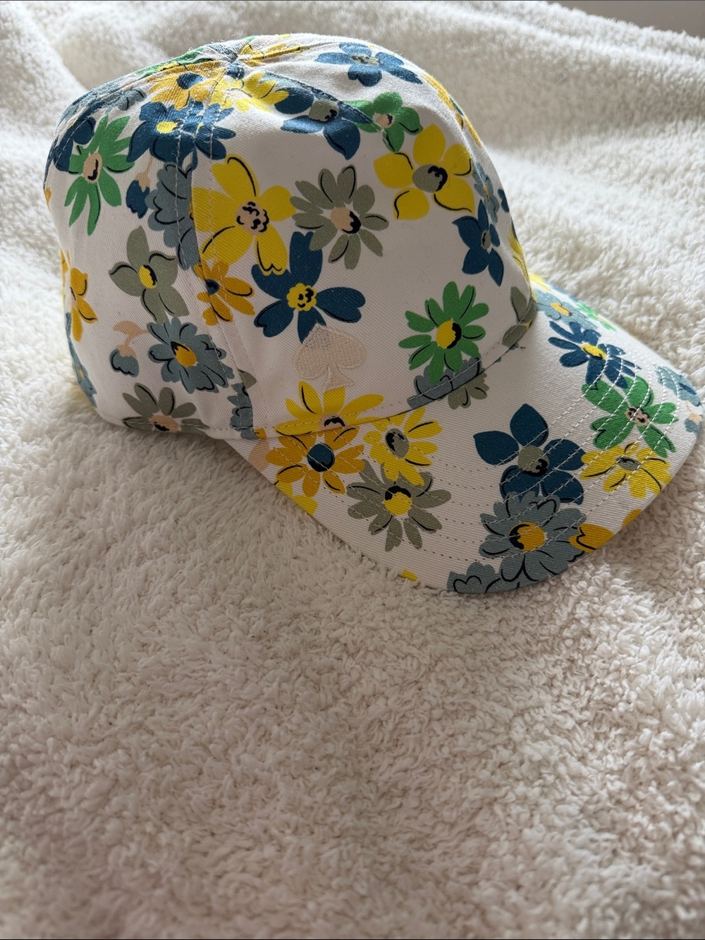 Kate Spade French Cream Floral Baseball Hat Embroidered Logo Elastic Back NWT